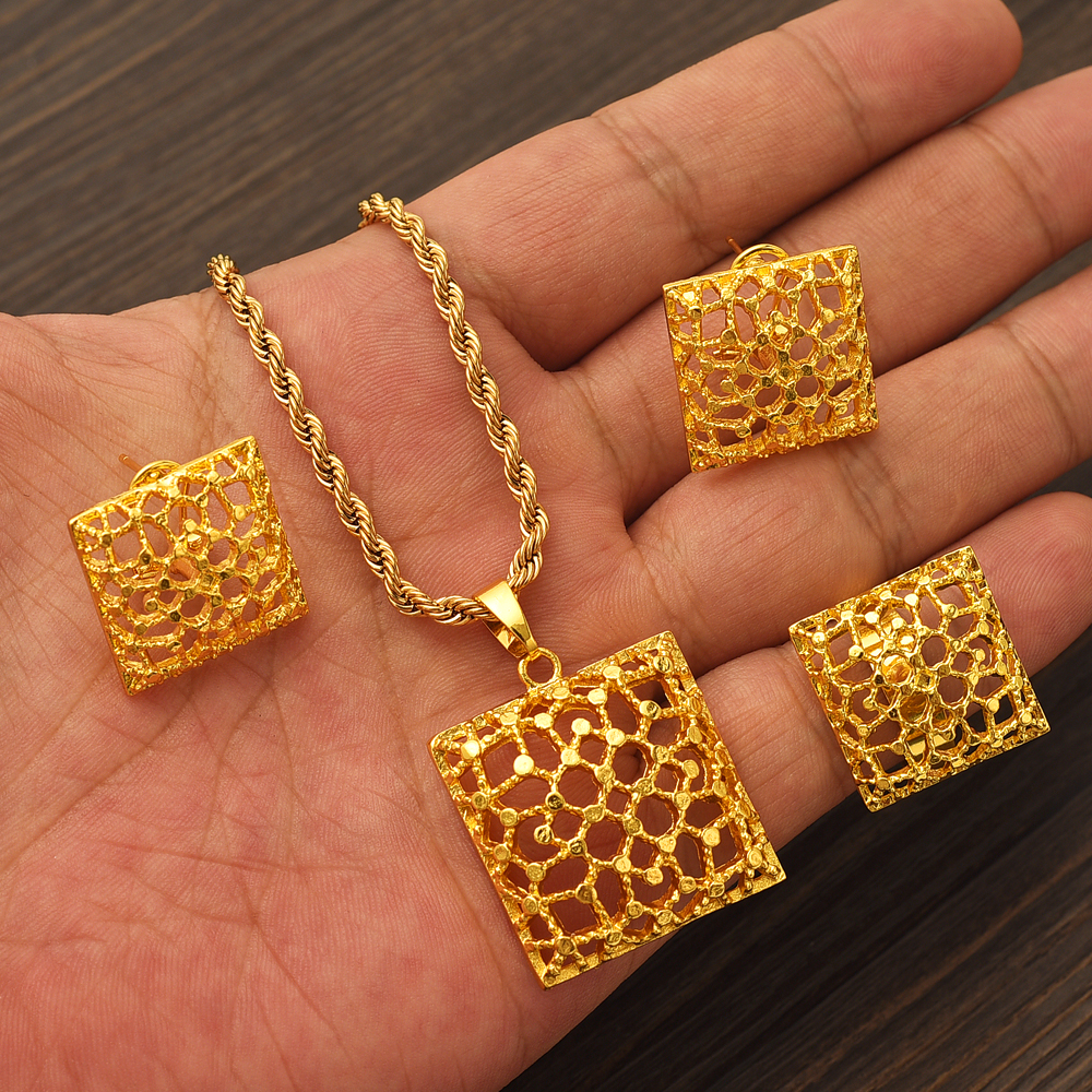Fashion Square Gold Color Jewe - مراجعة Men'S Accessories Dubai وسعره