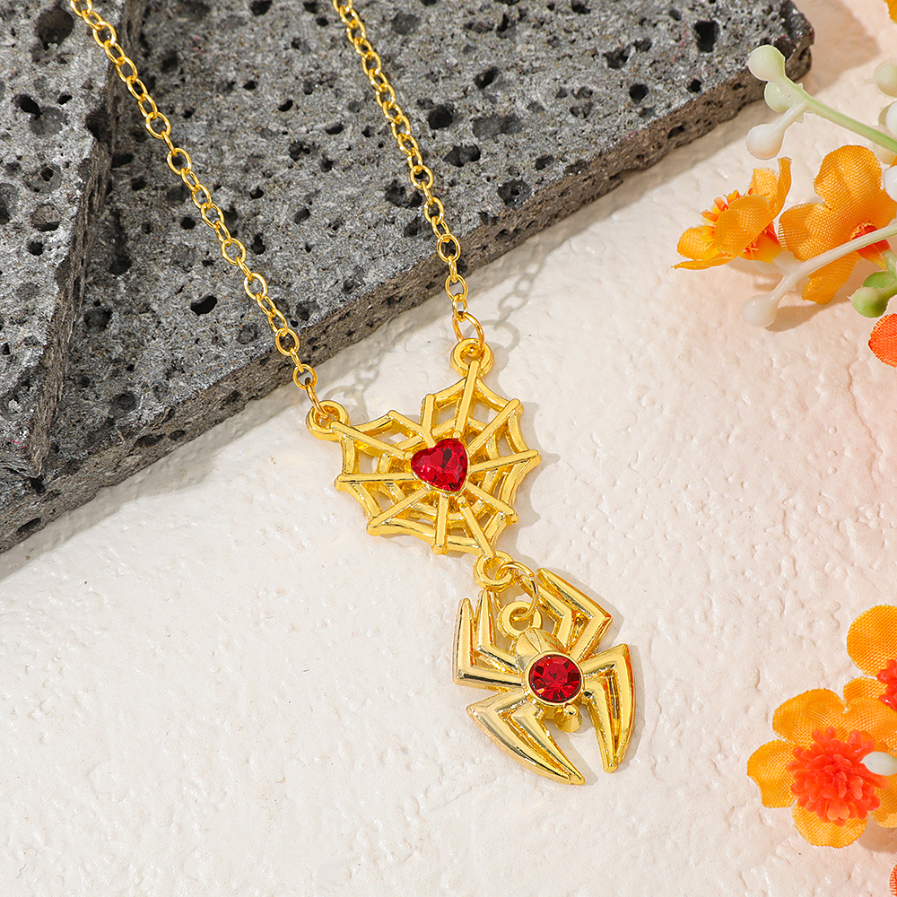 Spiderman Retro Web Heart Neck - مراجعة Men Accessories Necklace وسعره