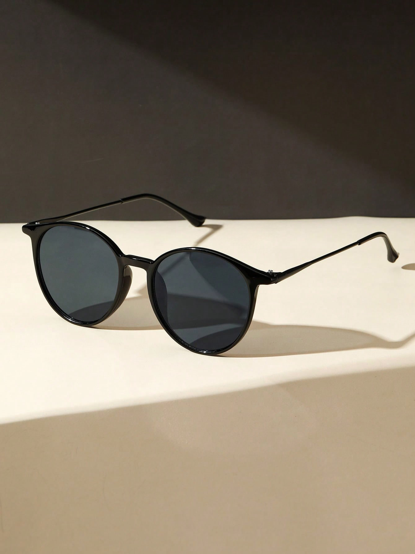 1PC Fashion Round Metal Women  - مراجعة Men Accessories Fashion وسعره